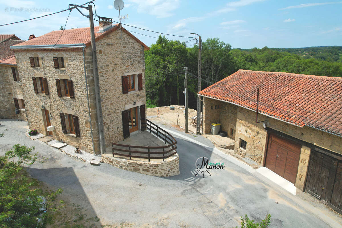 Maison à CHATEAUPONSAC
