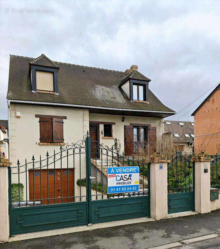 Maison à DRANCY
