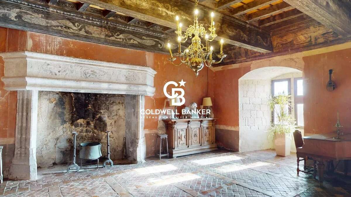 Maison à MONTAIGU-DE-QUERCY