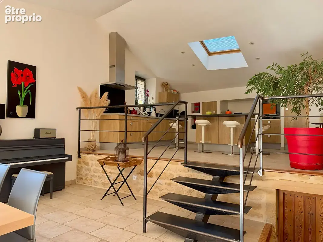 Ville Sur Jarnioux - Maison de caractère en pierres dorées, 6 chambres, piscine et jardin - photo 3