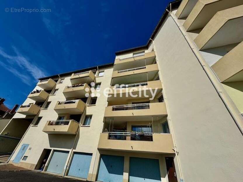 Appartement à THIERS