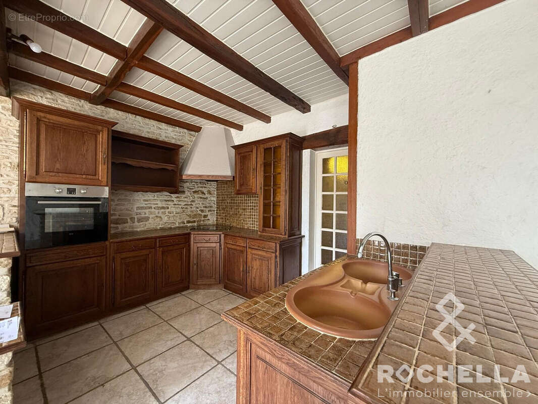 Maison à ASNIERES-LA-GIRAUD