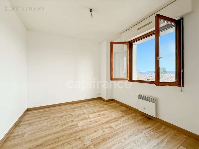 Appartement à GRILLY