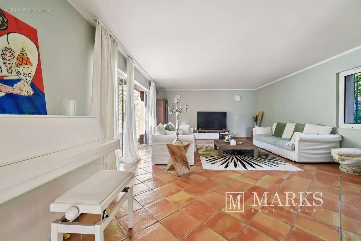 Villa de charme au cœur de la Riviera, avec piscine et aperçu mer - photo 13