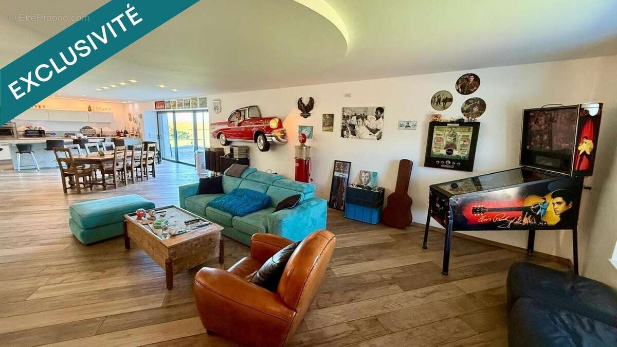 Photo 2 - Maison à NEUFCHATEAU