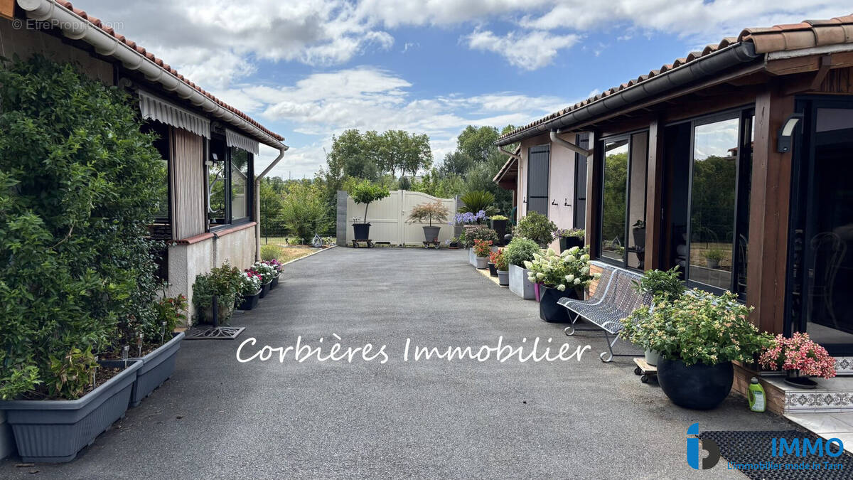 Maison à RIVIERES
