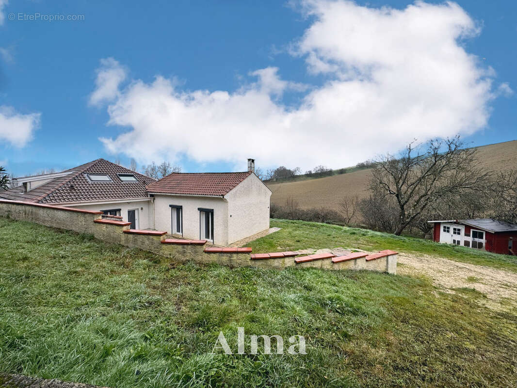 Maison à VILLEBRUMIER