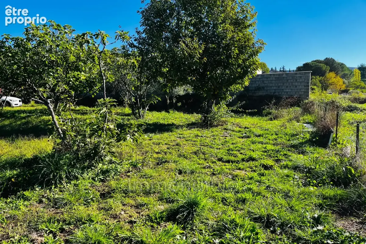 Terrain à LAROQUE