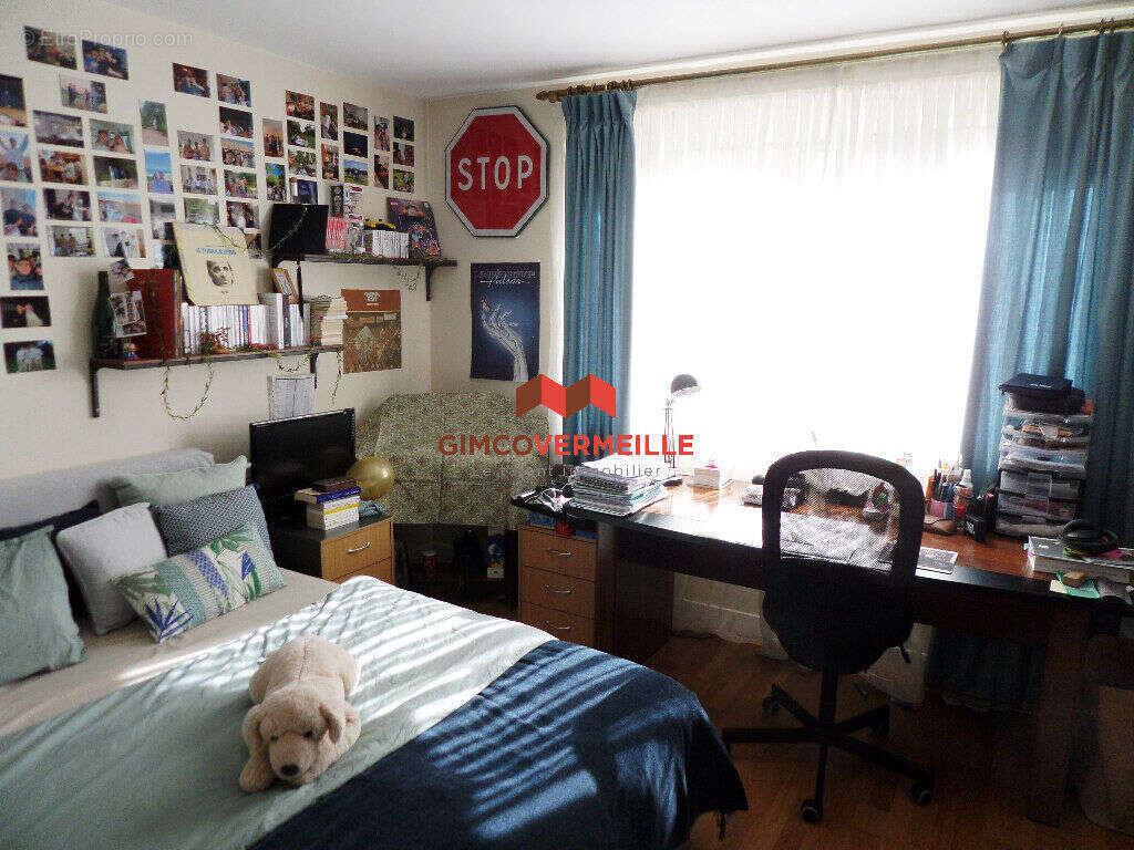 Appartement à LA CELLE-SAINT-CLOUD