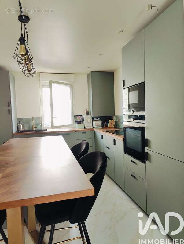 Photo 6 - Maison à GENNEVILLIERS