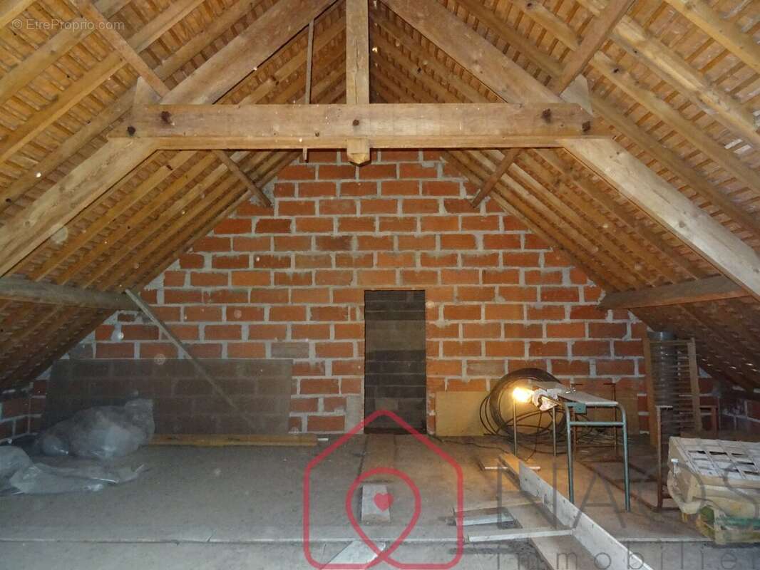 Maison à AUBIGNY-SUR-NERE