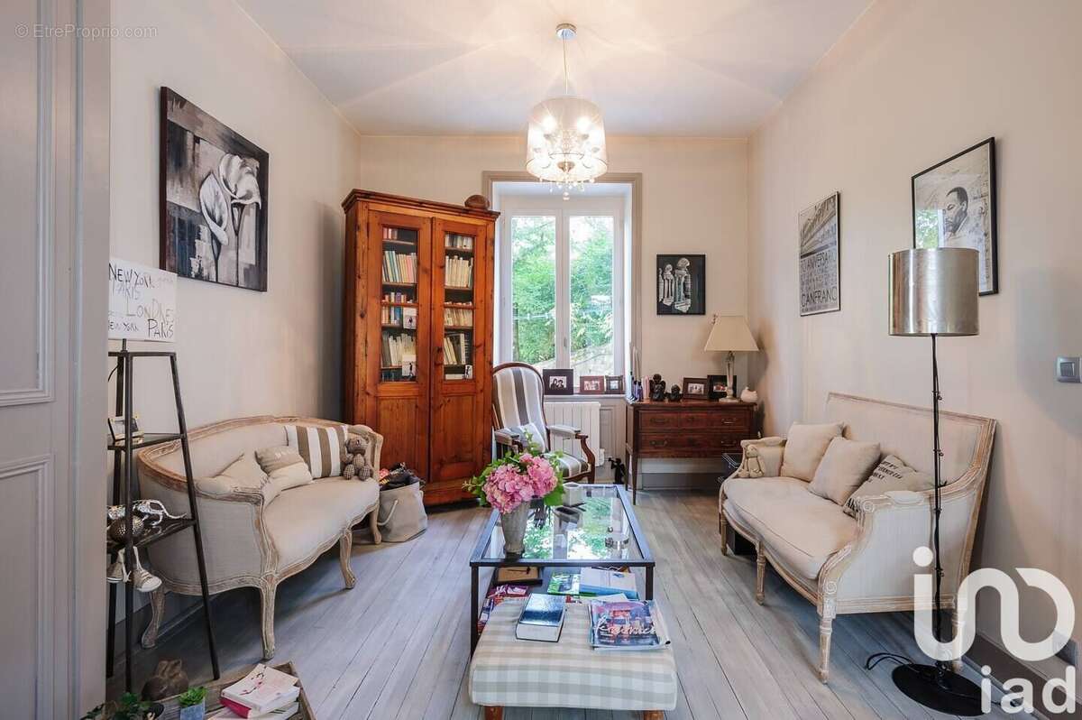 Photo 6 - Maison à LENTILLY