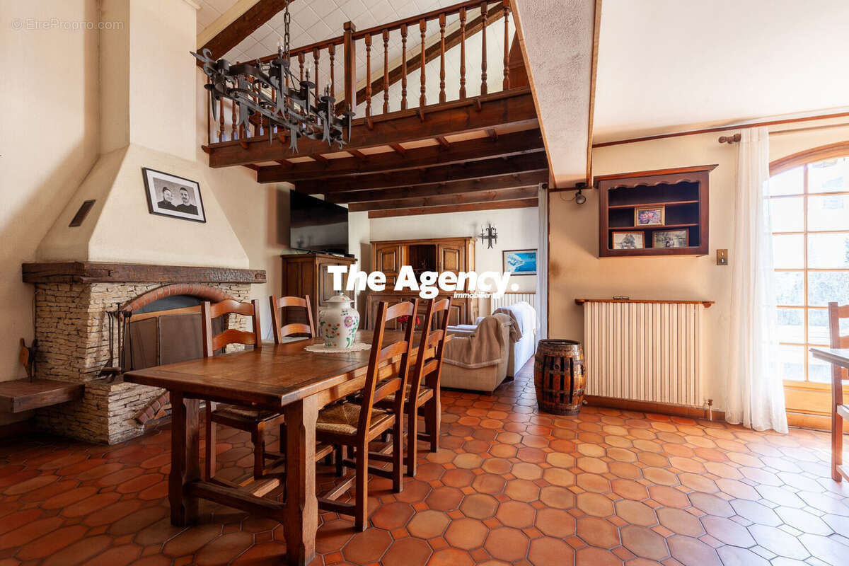 Maison à MARSEILLE-9E