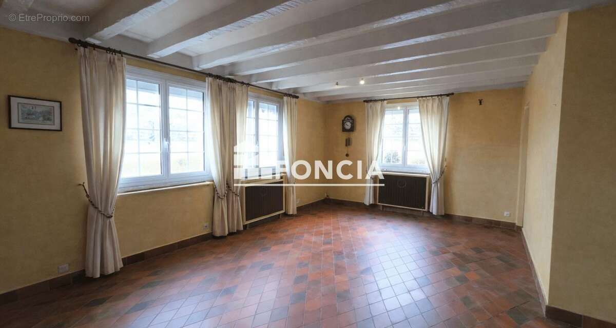 Maison à VERNOU-SUR-BRENNE