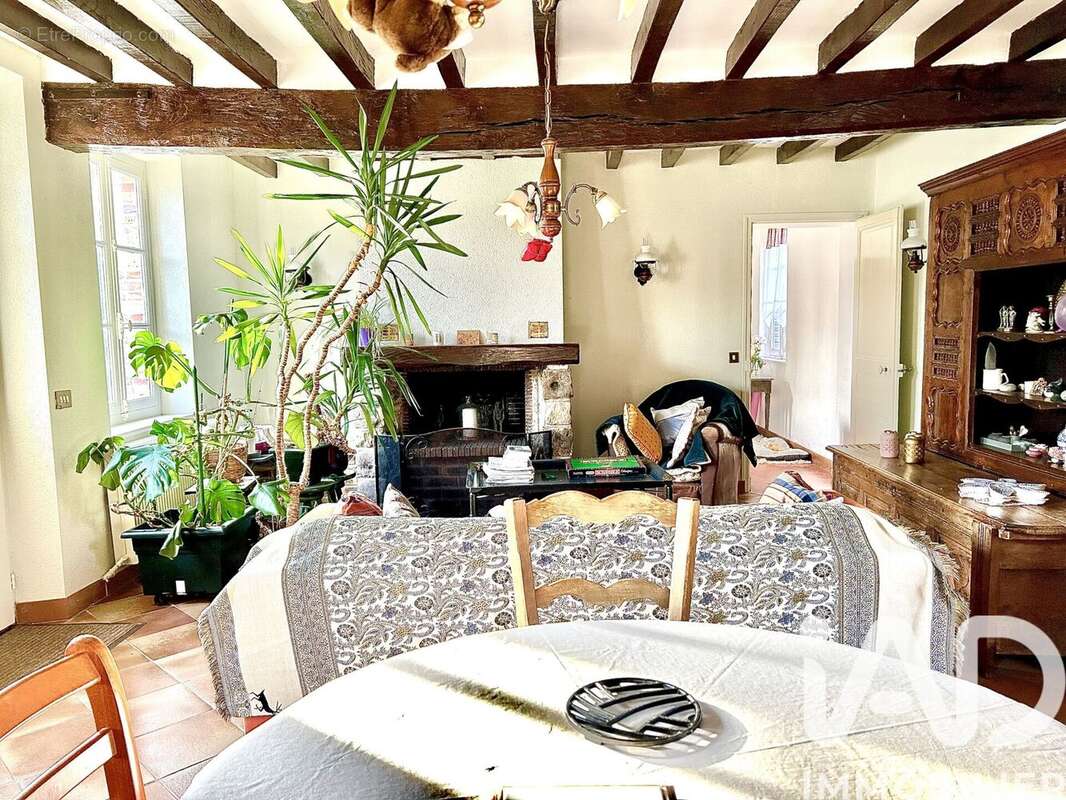 Photo 6 - Maison à FOUCHERES
