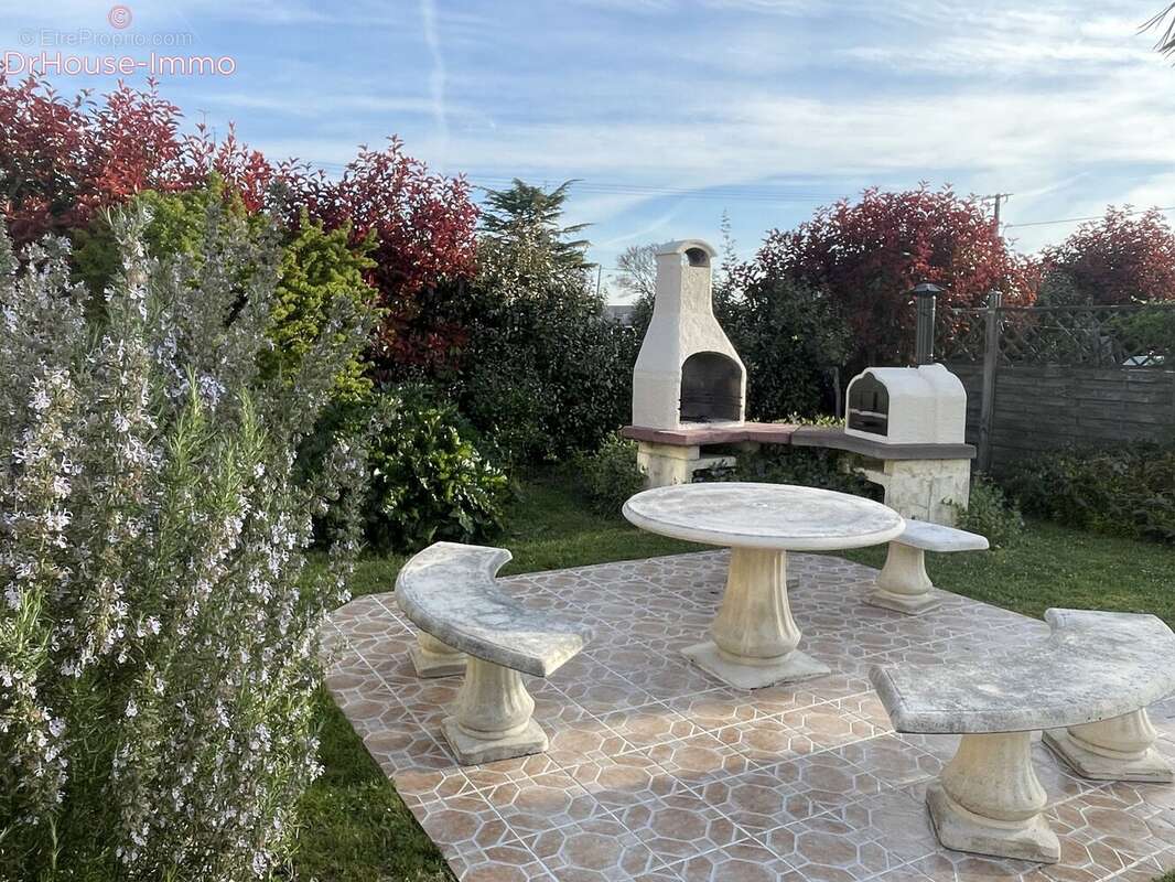 Maison à HIERSAC