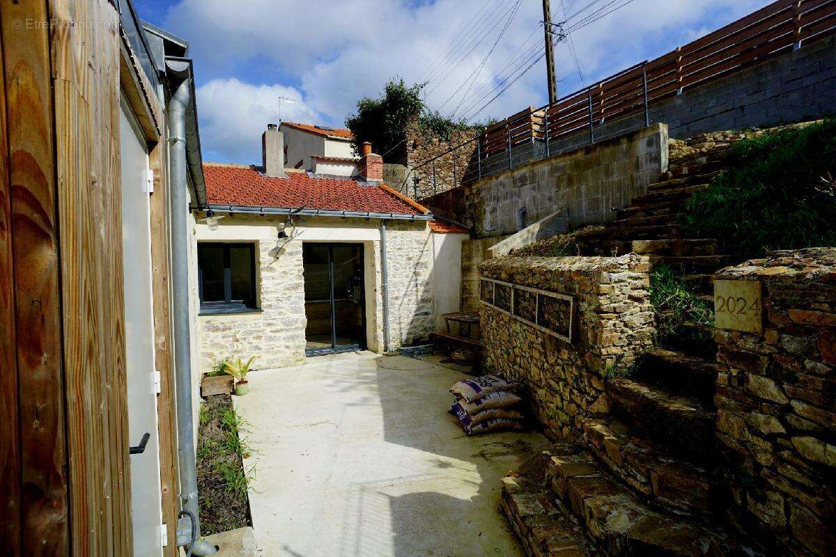 Maison à SAINT-JEAN-DE-BOISEAU