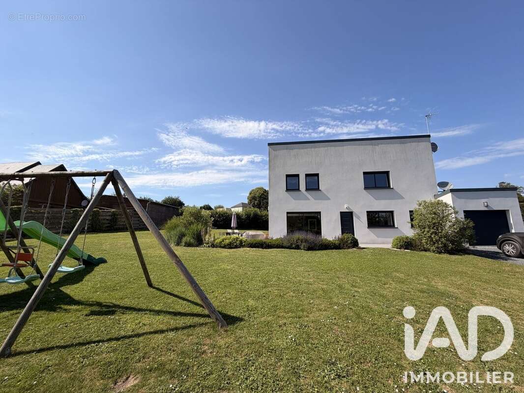 Maison 150 m² à Saussey  - photo 2
