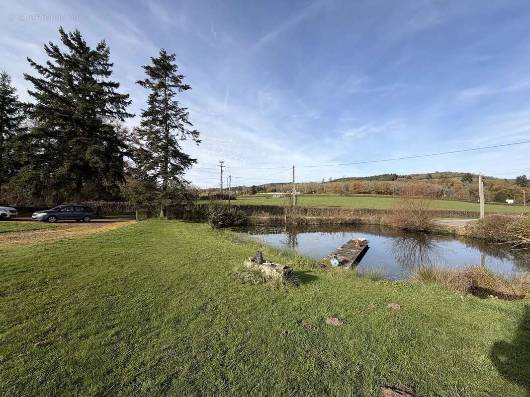 Fermette spacieuse à vendre près de Reclesne - photo 25