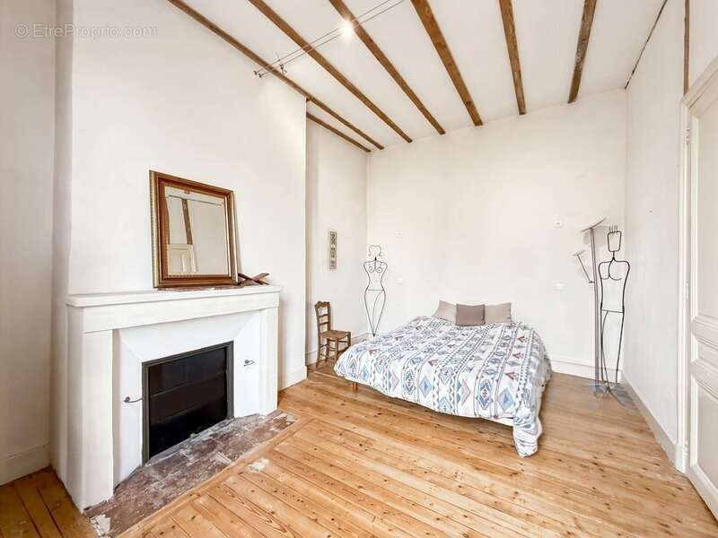 Maison à CHATELLERAULT