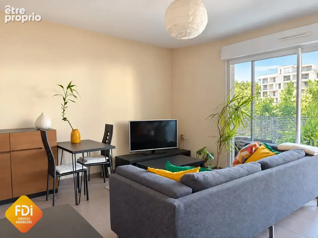 Port Marianne - T2 + parking - 44m2 - photo 3