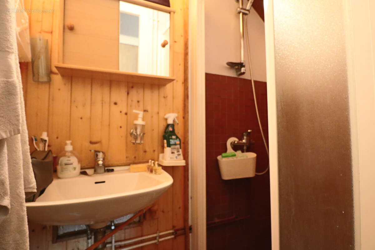 Appartement à MURAT-LE-QUAIRE