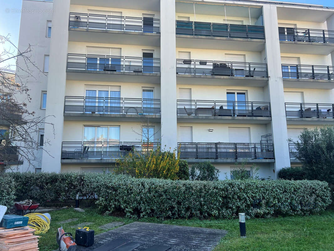 Appartement à VENISSIEUX