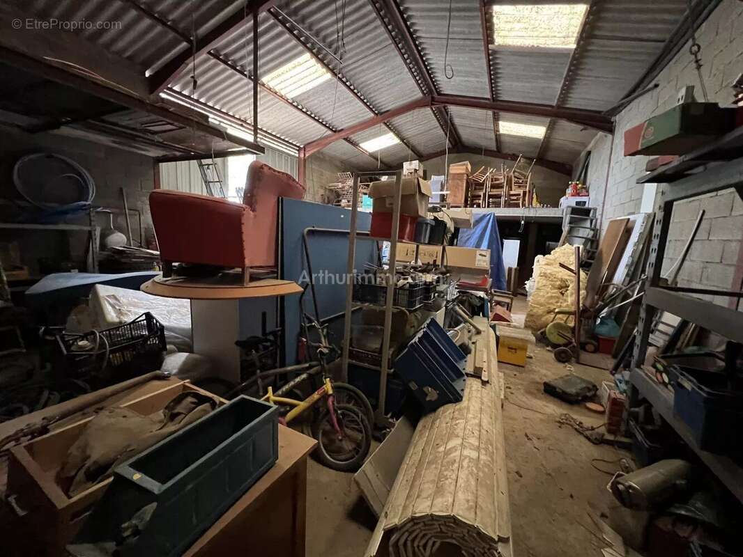 Commerce à LIEURAN-CABRIERES