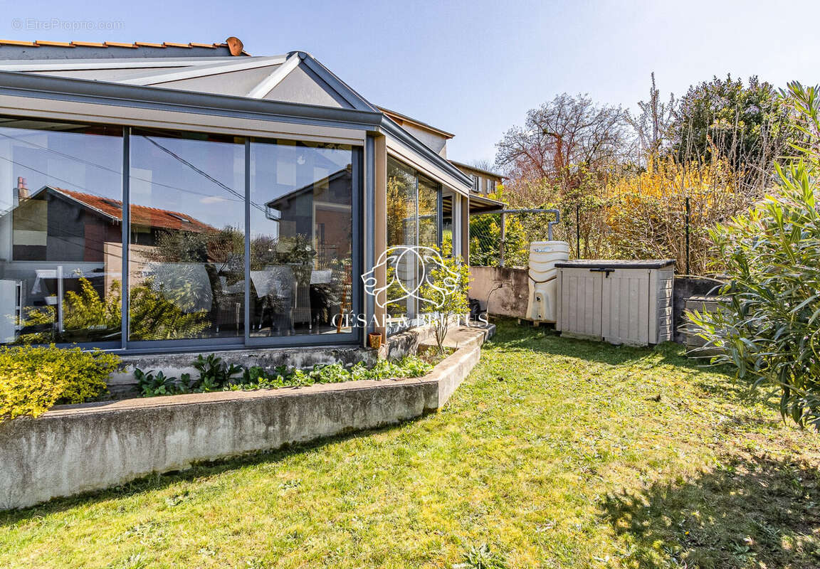Maison 106 m² à Saint-Germain-Au-Mont-D'or  - photo 9
