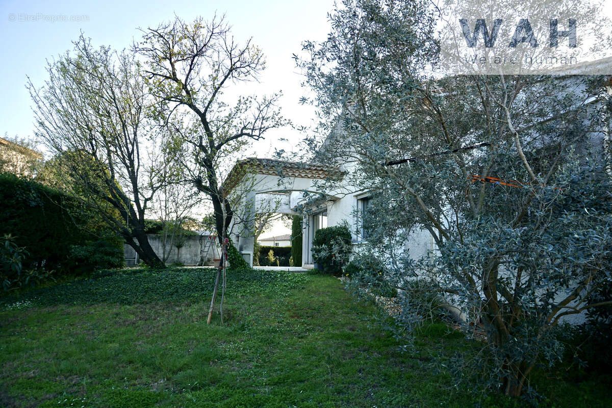 Maison à SAINT-JEAN-DE-VEDAS