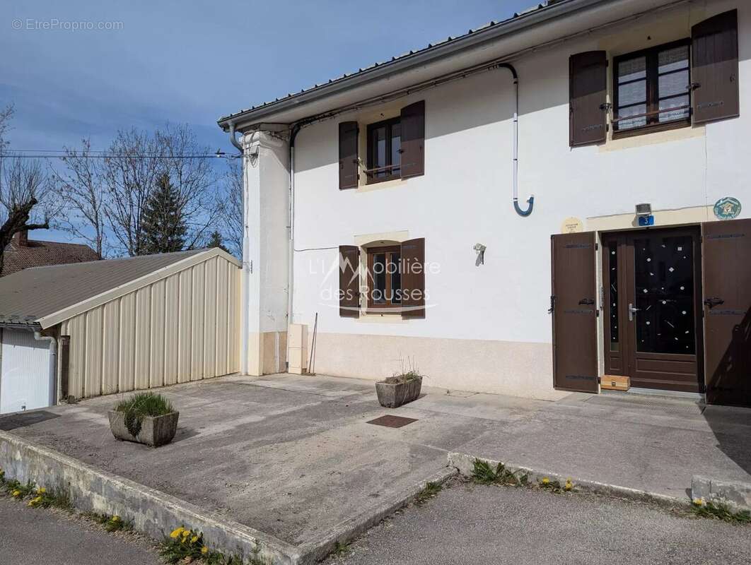 Appartement à LES ROUSSES