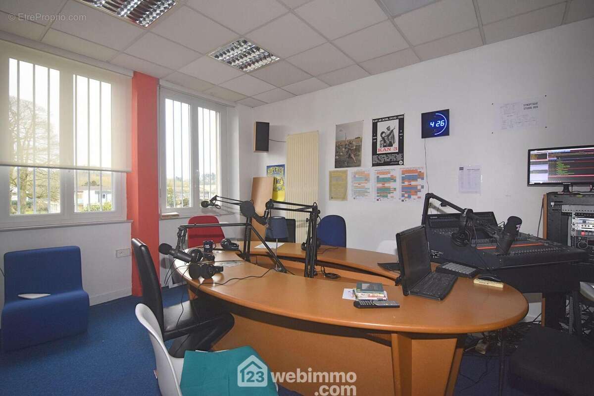 Appartement 285 m² à Rostrenen  - photo 51