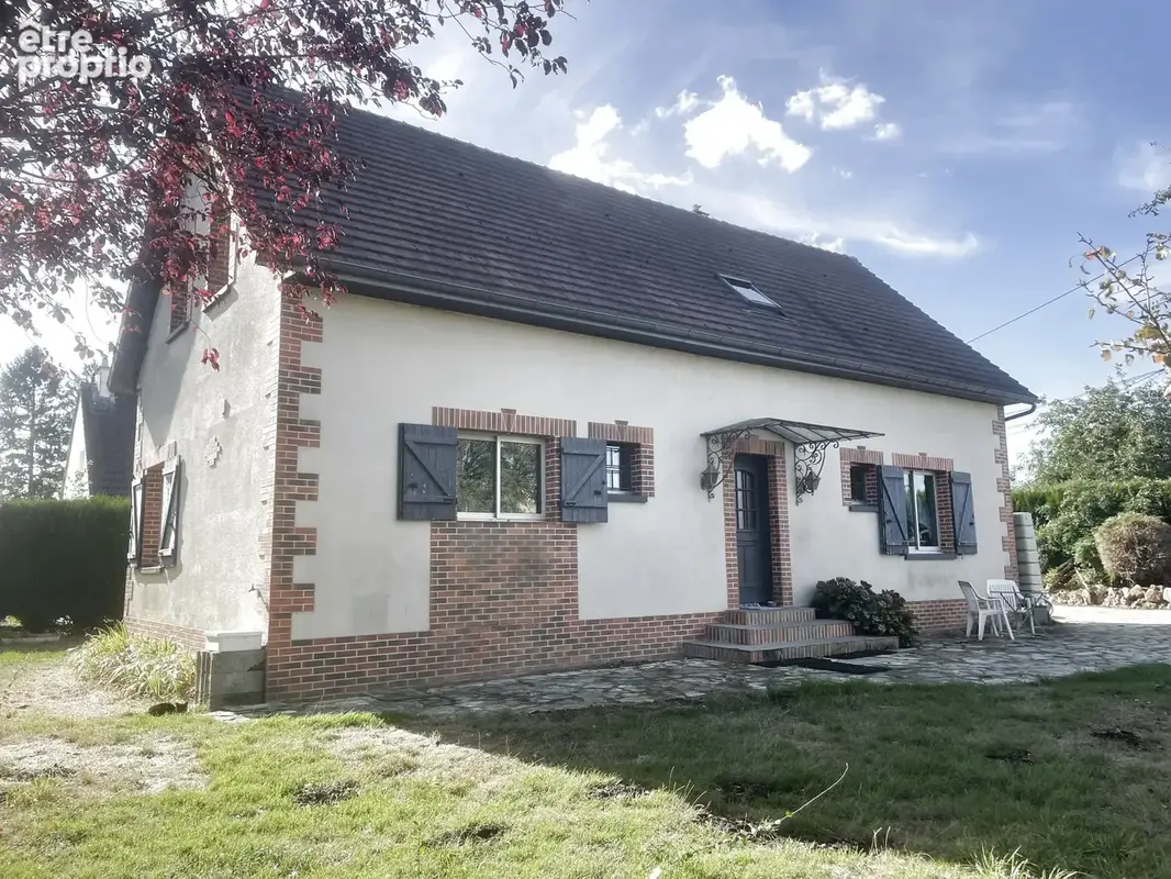 Maison à SAINTE-GENEVIEVE