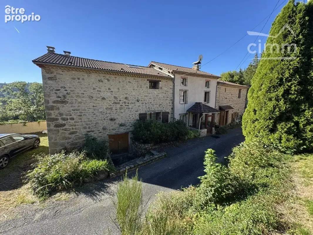 Ensemble de deux maisons en pierre - photo 40
