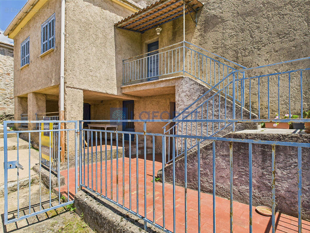 Maison à SANTA-MARIA-SICHE