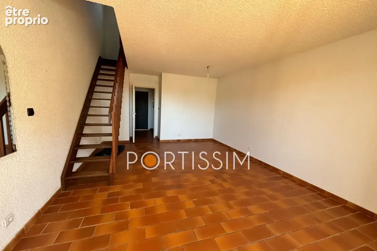 Appartement 2 pièces 44 m² à vendre à Saint-Laurent-Du-Var (06700) - photo 4
