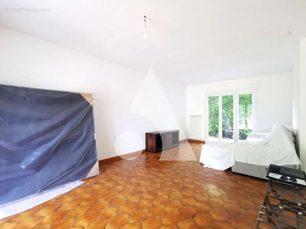 Maison à LA FRETTE-SUR-SEINE