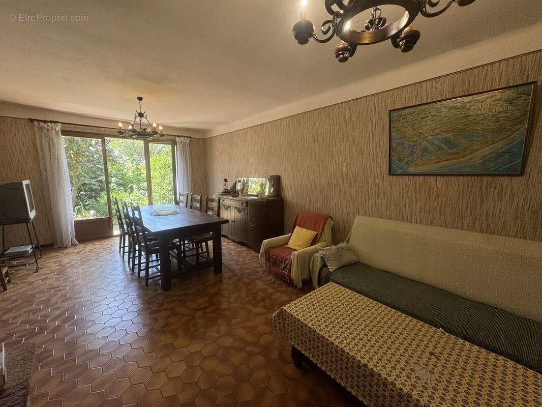 Maison à SAINT-CYPRIEN