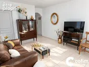 Appartement à NAY