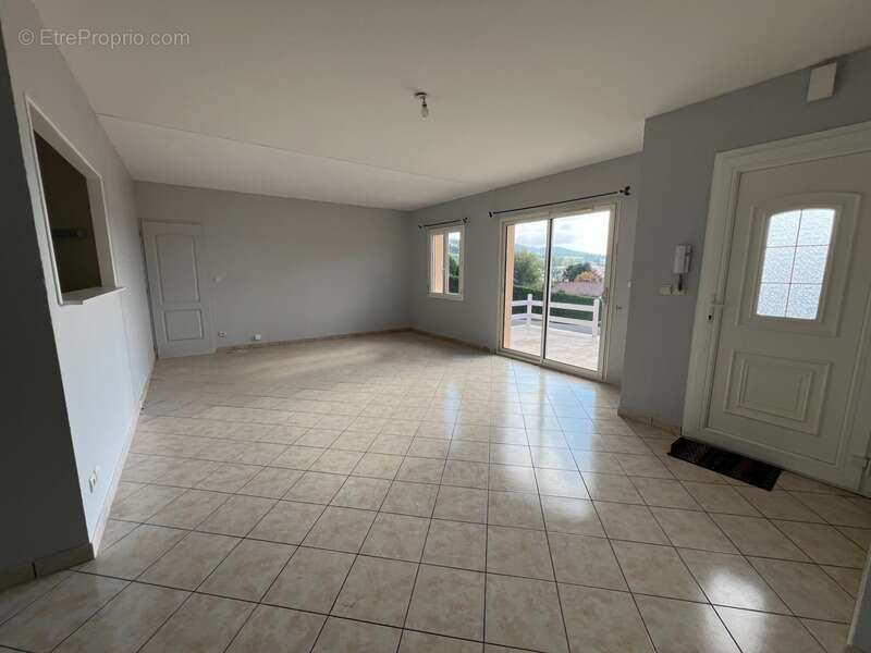 Maison à CHAUFFAILLES