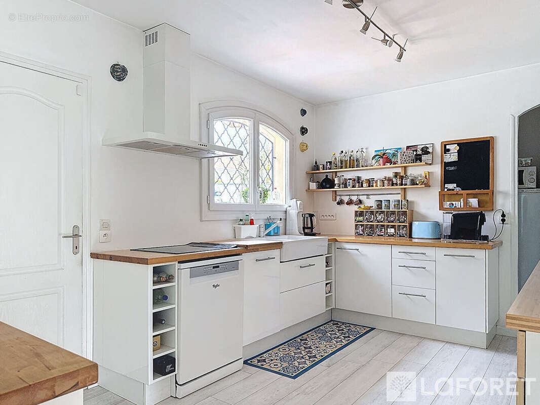 Maison à VILLENAVE-D&#039;ORNON