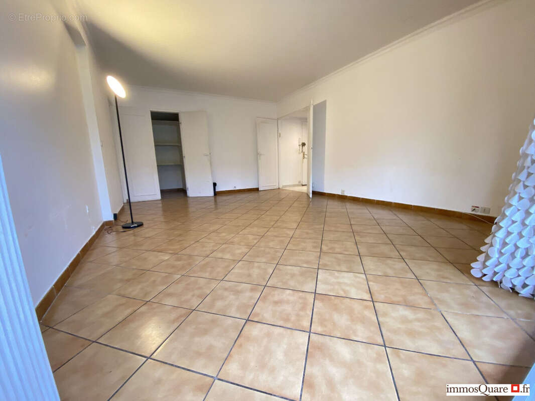 Appartement à LYON-8E