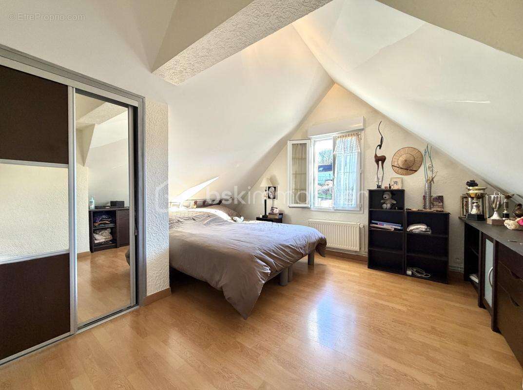 Maison à NANTEUIL-LES-MEAUX