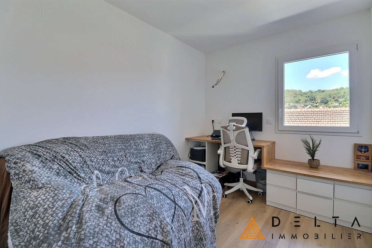 Maison 119 m² avec piscine sur terrain de 401 m² - photo 11