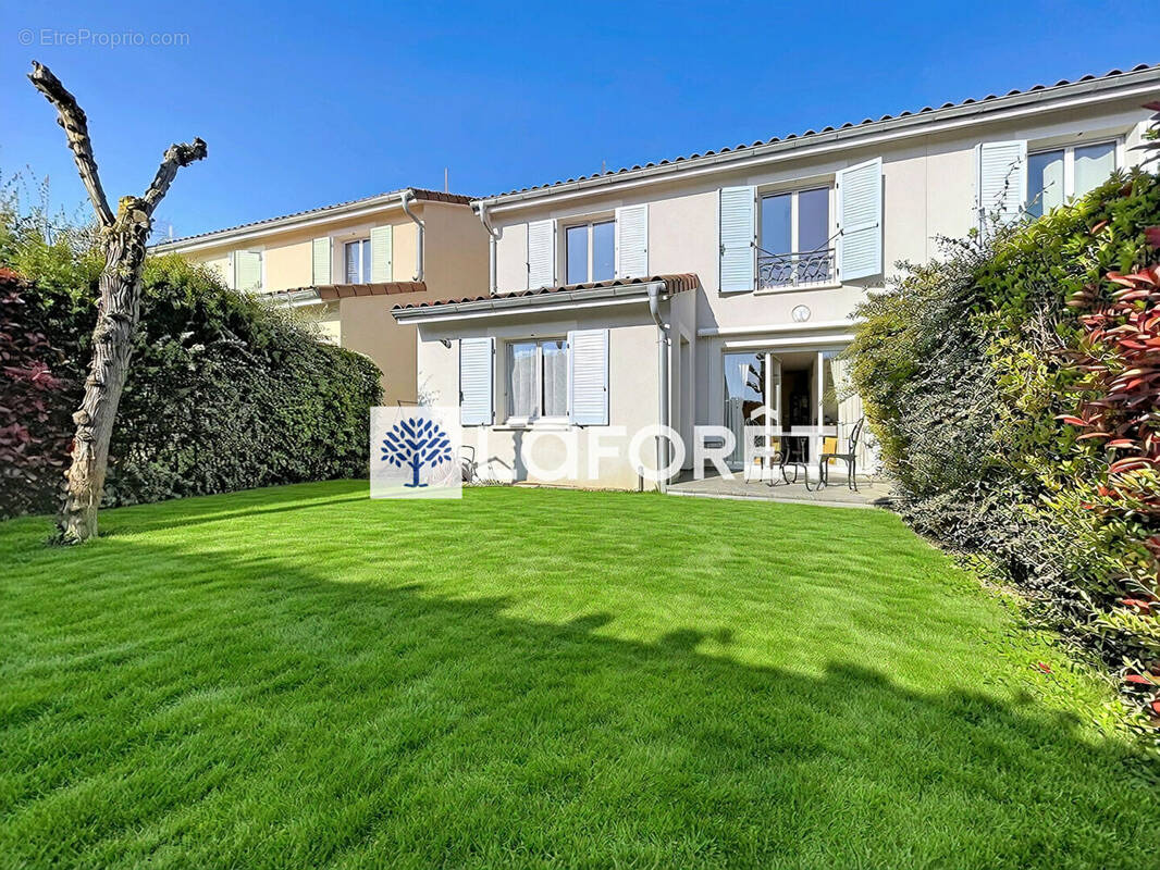 Maison à SAINT-GERMAIN-AU-MONT-D'OR