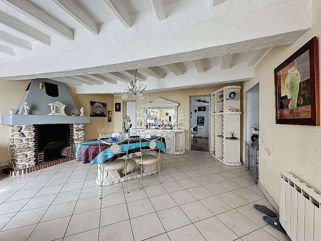 Maison à LA FERTE-GAUCHER