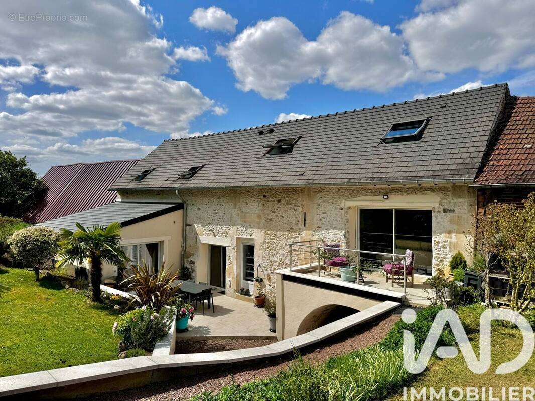 Photo 1 - Maison à BAILLEVAL