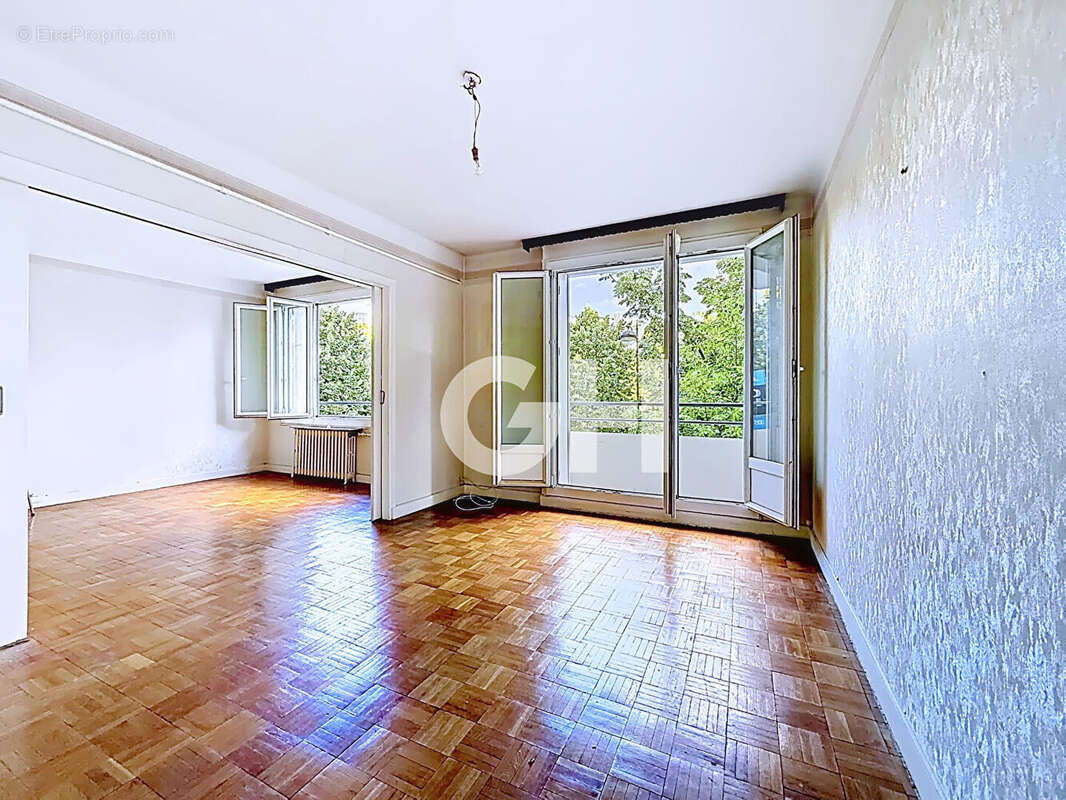 Proximité nation : 3 pièces traversant avec balcon et vue dégagée - photo 5