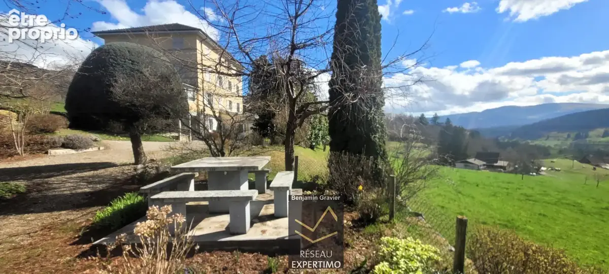 Appartement d'exception T3/4 136 m2 avec local indépendant, jardin, garage, parking, sans travaux - photo 2