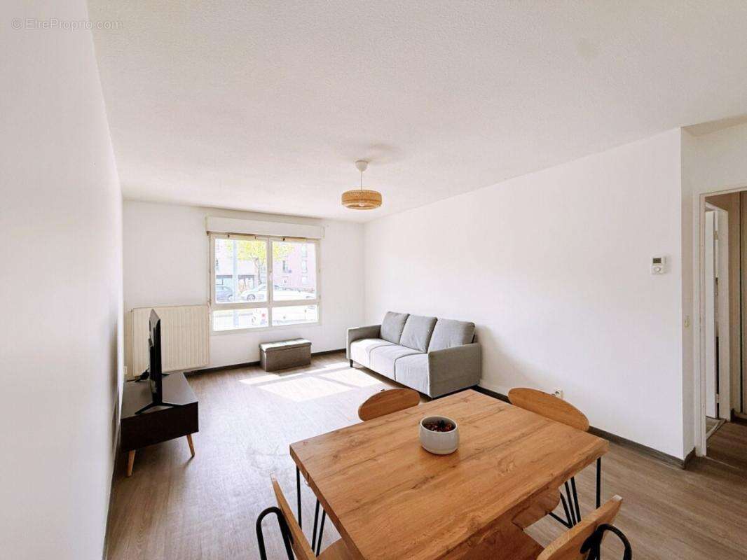 Appartement à LYON-8E